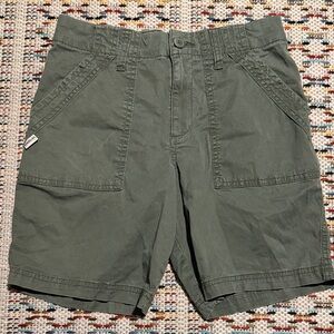 Magellan Outdoors Green Utility Shorts
